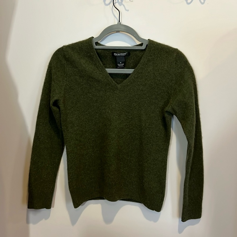 Avellini Green 100% Cashmere V-Neck Sweater